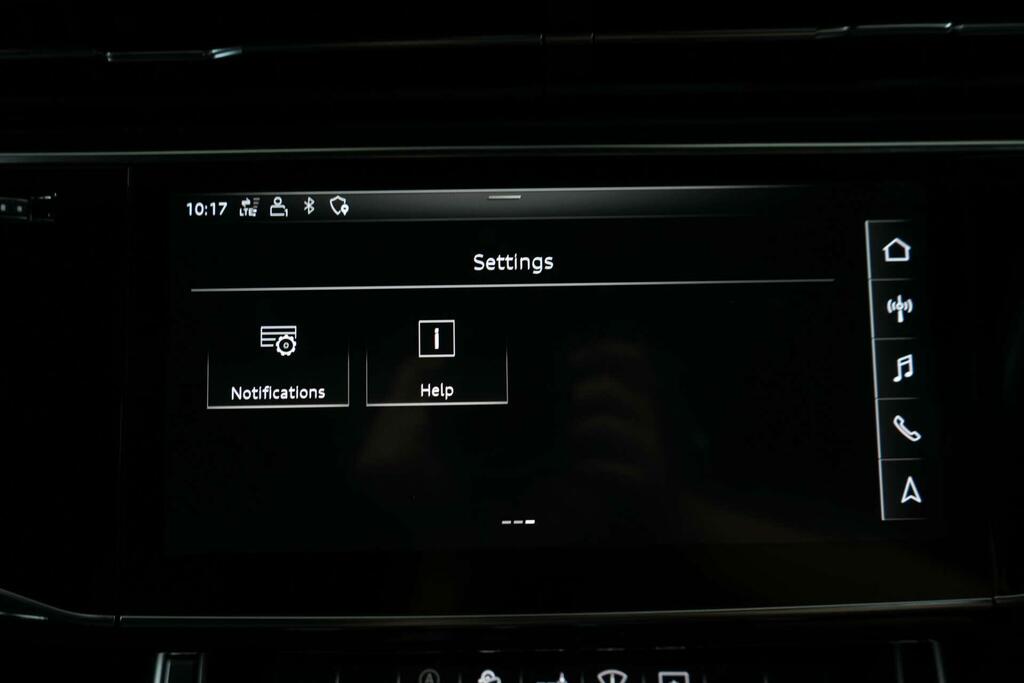 Audi SQ7 4.0 Tdi V8 Black #40