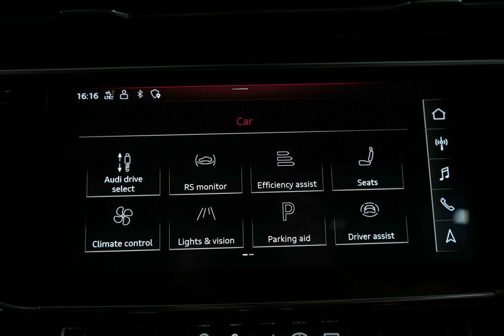 Audi RSQ8 4.0 Tfsi Black #34