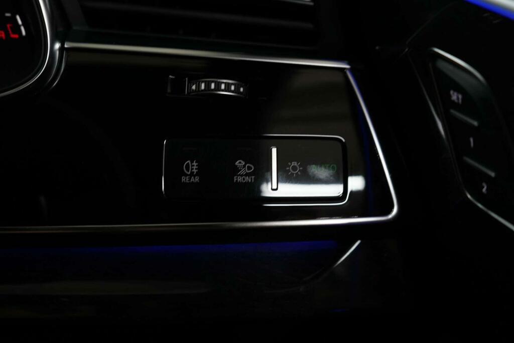 Audi RSQ8 4.0 Tfsi Black #45
