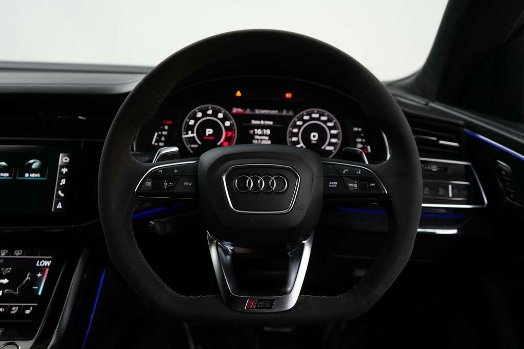 Audi RSQ8 4.0 Tfsi Black #48