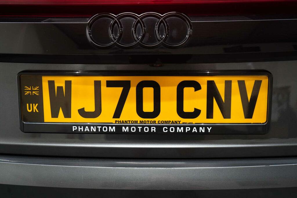 Audi RSQ8 4.0 Tfsi Black #51