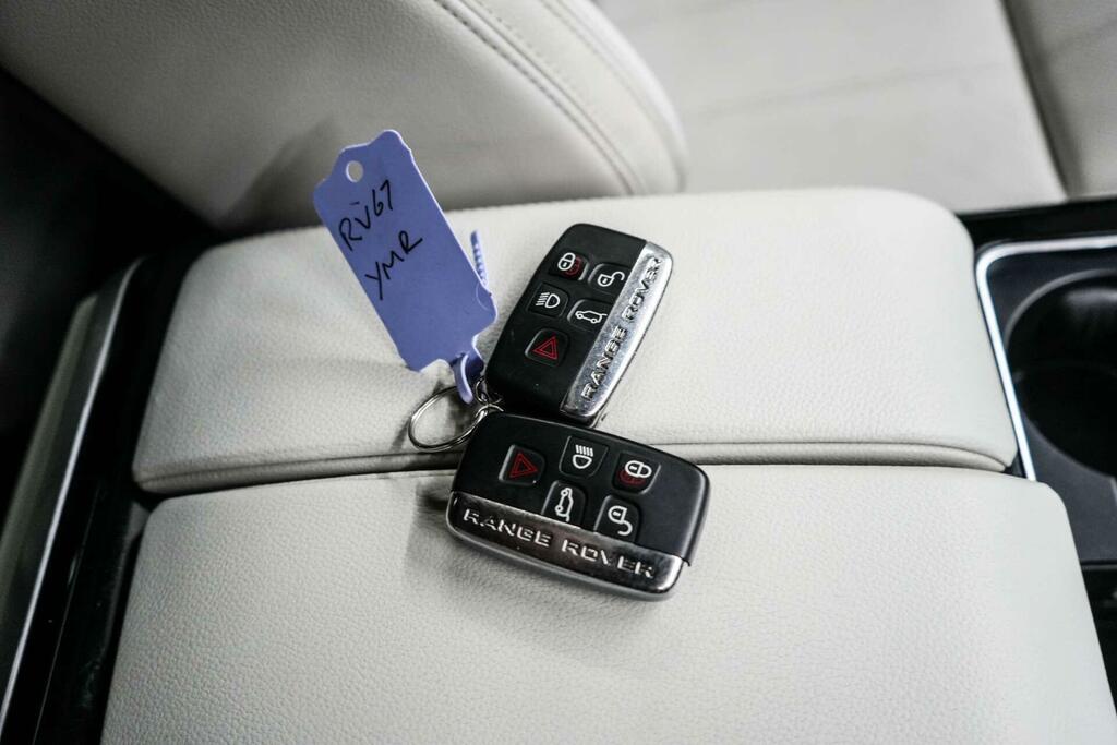 Land Rover Range Rover Velar Unknown Red #26
