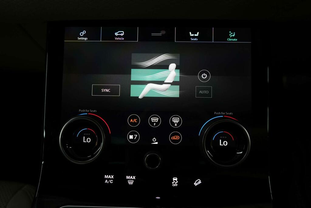 Land Rover Range Rover Velar Unknown Red #31