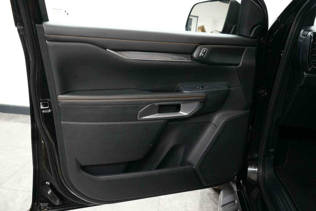 Ford Ranger Pickup White #17