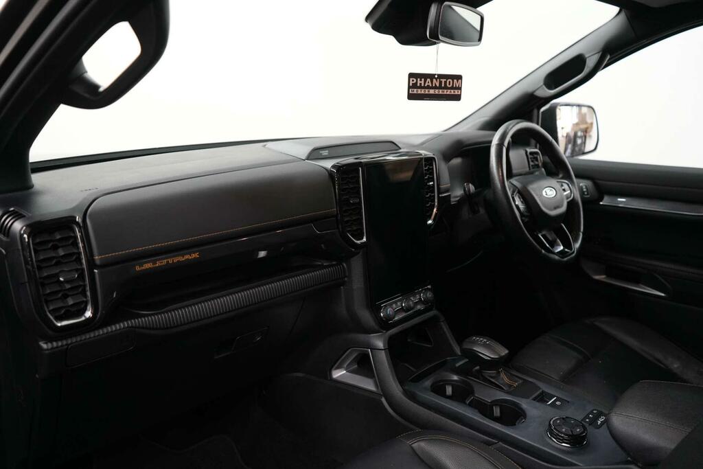 Ford Ranger Pickup White #15