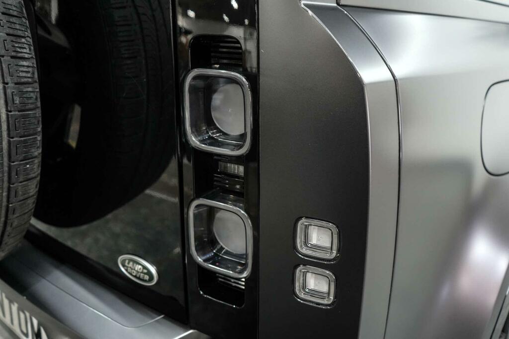 Land Rover Defender 110 S Grey #10