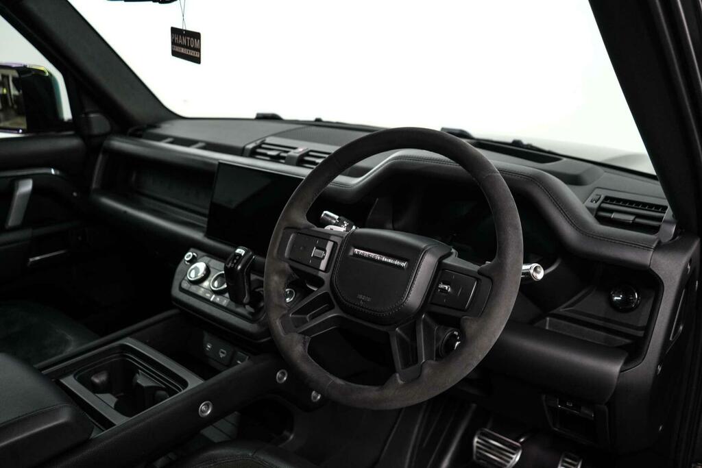 Land Rover Defender 110 S Grey #12