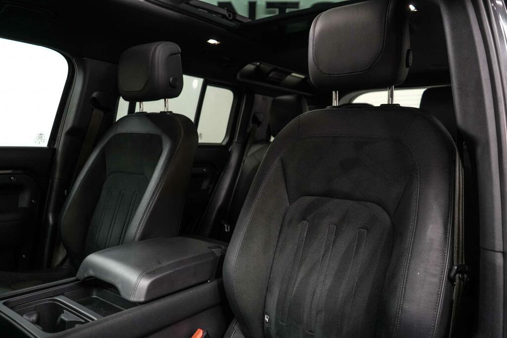 Land Rover Defender 110 S Grey #14
