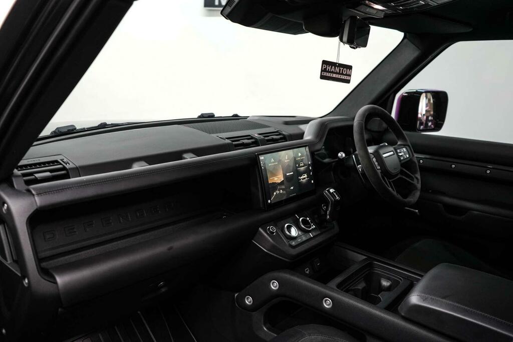 Land Rover Defender 110 S Grey #18