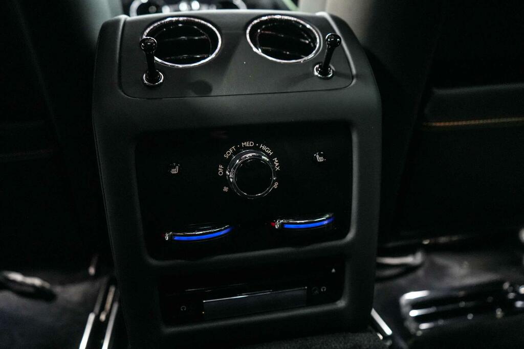 Rolls-Royce Ghost II Black Badge YD25BXF #25