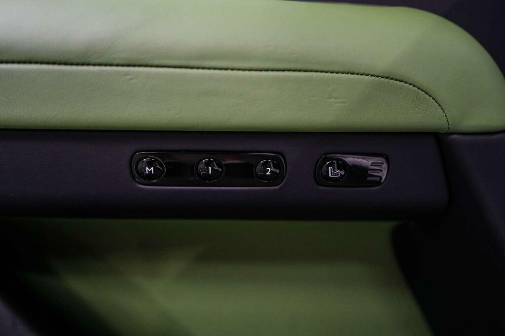 Rolls-Royce Ghost II Black Badge YD25BXF #18