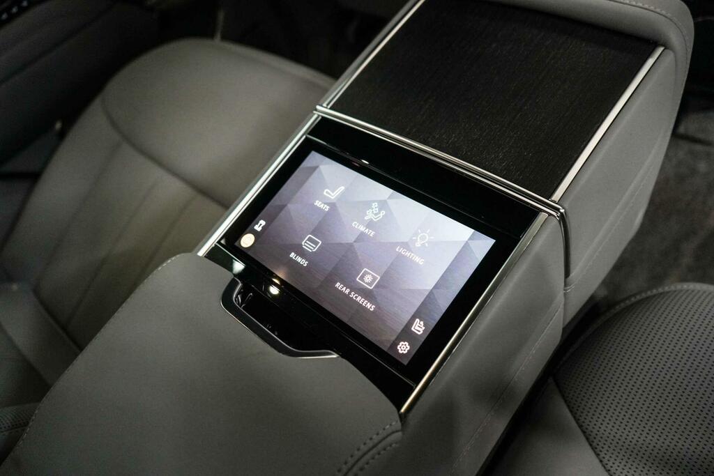 Land Rover Range Rover First Edition Black #23