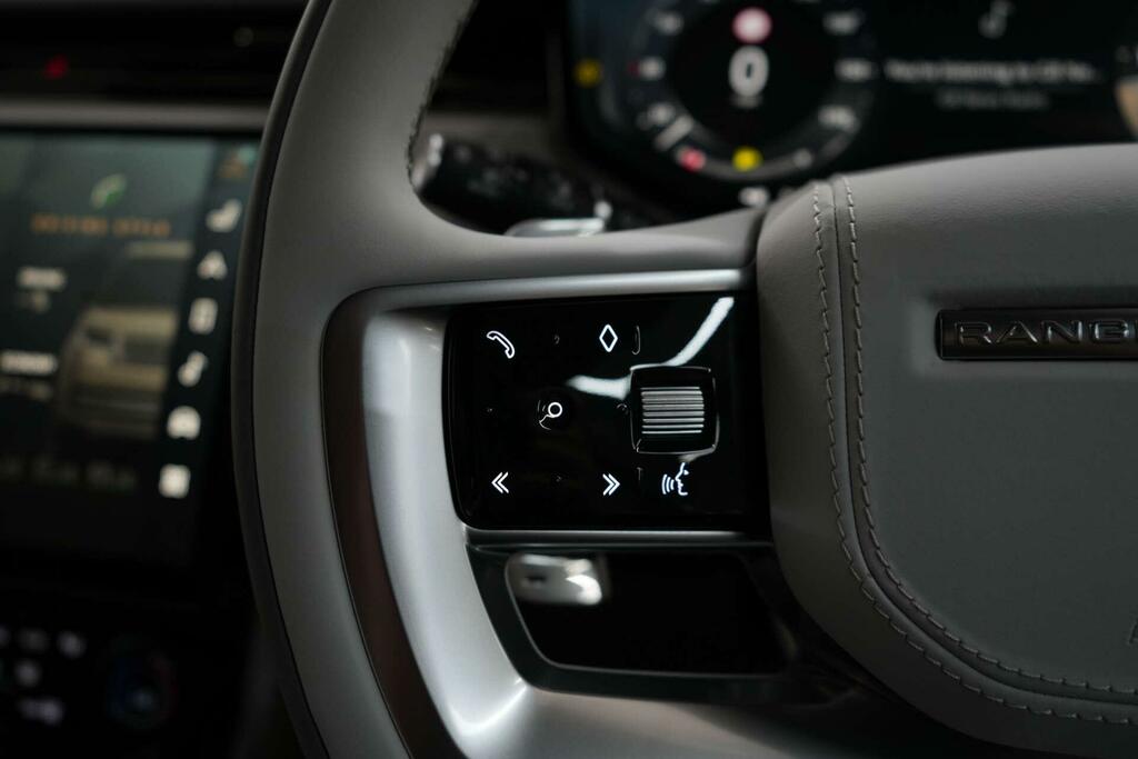 Land Rover Range Rover First Edition Black #49