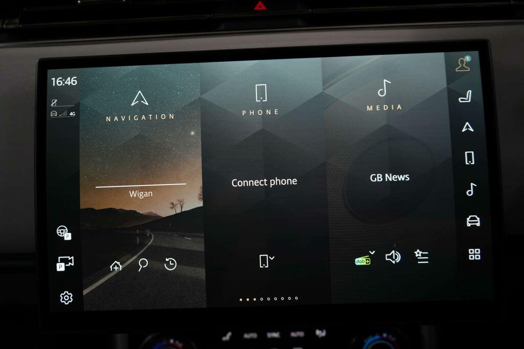 Land Rover Range Rover First Edition Black #33