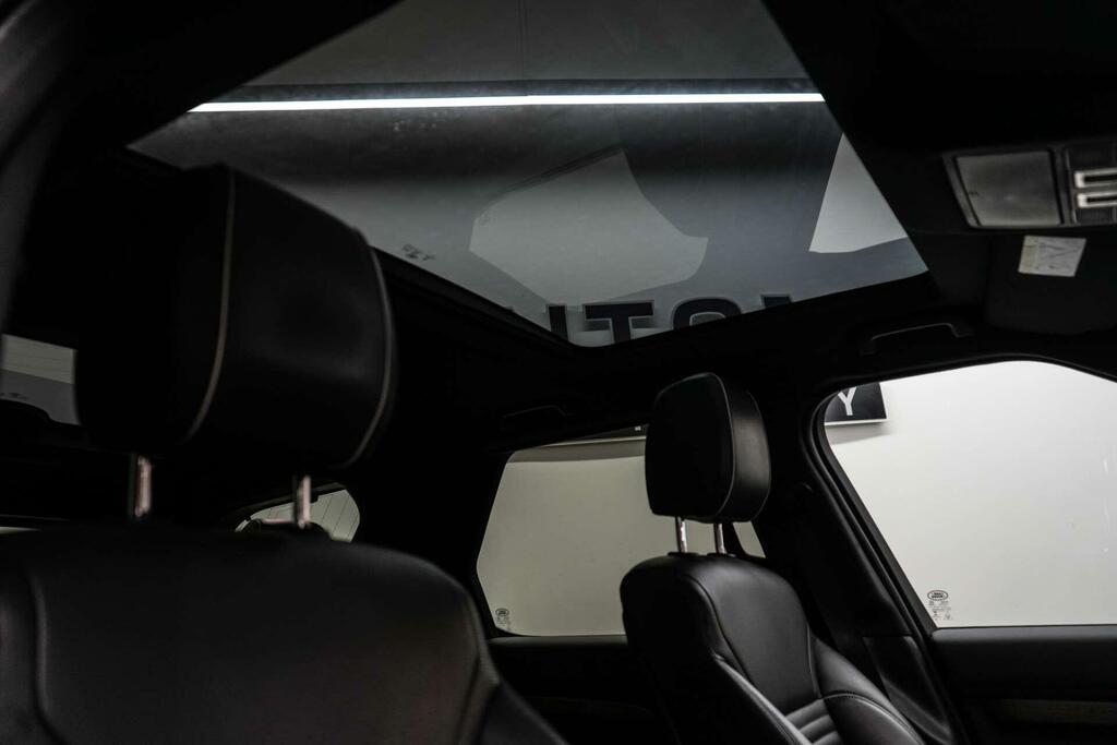 Land Rover Discovery R-dynamic Hse Black #21