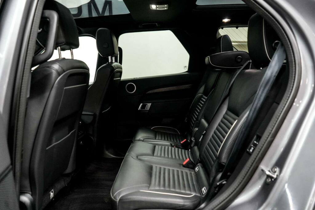 Land Rover Discovery R-dynamic Hse Black #29