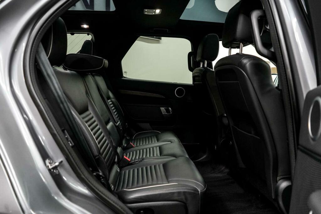 Land Rover Discovery R-dynamic Hse Black #23