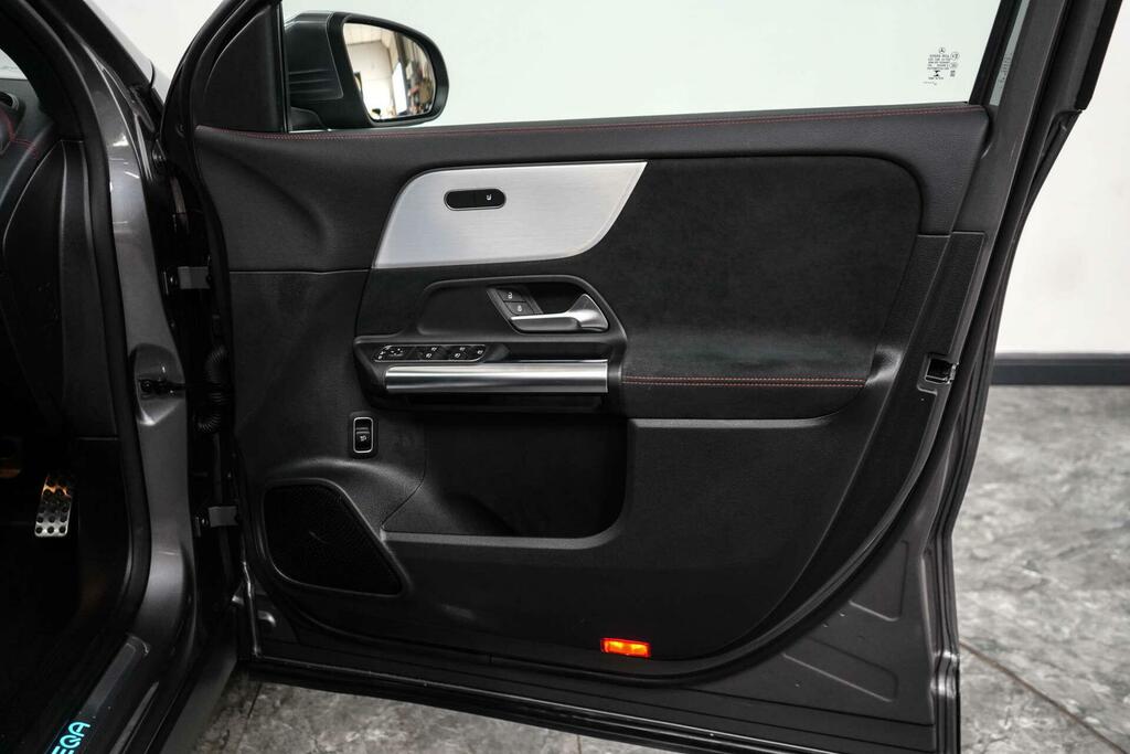 Mercedes-Benz EQA Eqa 250 70.5Kwh Amg Black #23