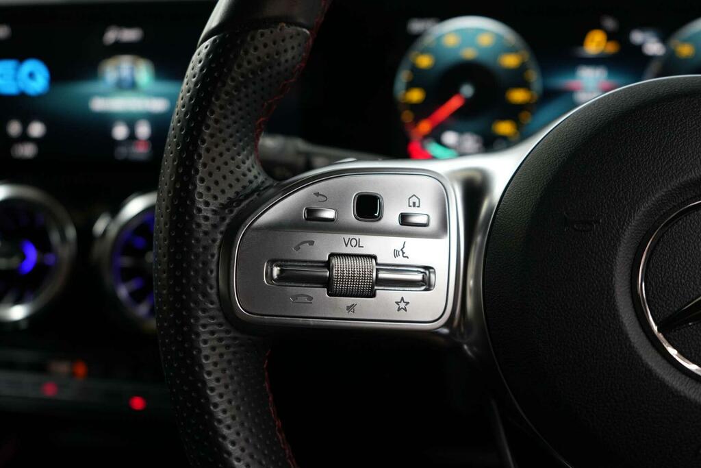 Mercedes-Benz EQA Eqa 250 70.5Kwh Amg Black #44
