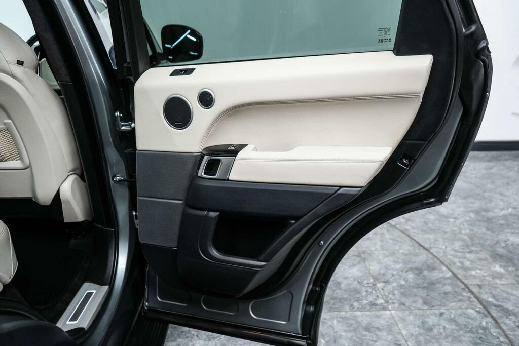 Land Rover Range Rover Sport Black #21