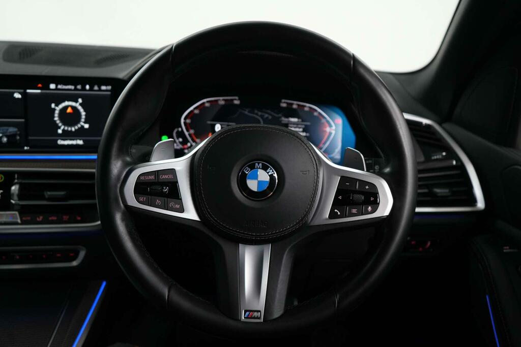 BMW X5 M M Sport White #42