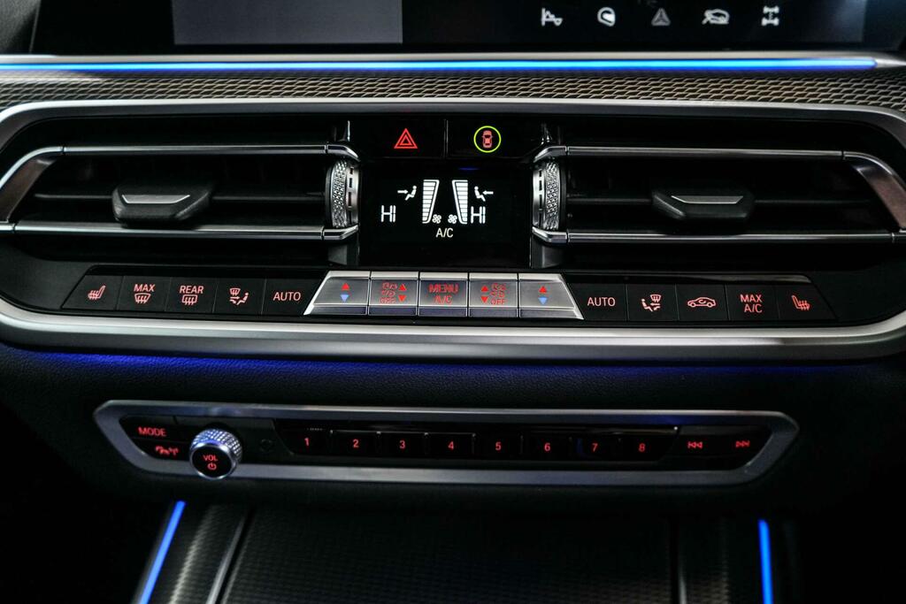 BMW X5 M M Sport White #29