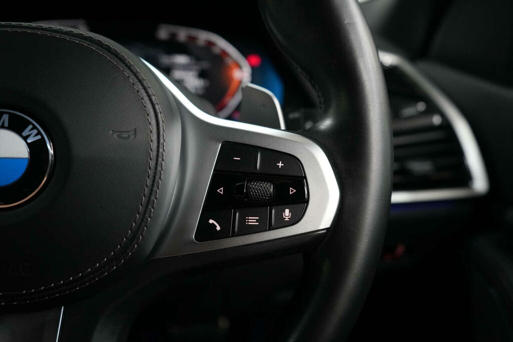 BMW X5 M M Sport White #39