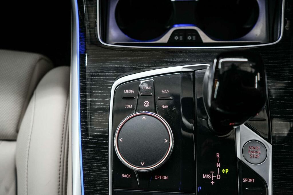 BMW X7 Xdrive40d Mht M Sport Step Black #31