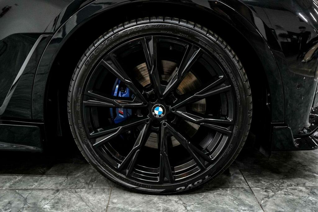 BMW X7 Xdrive40d Mht M Sport Step Black #7