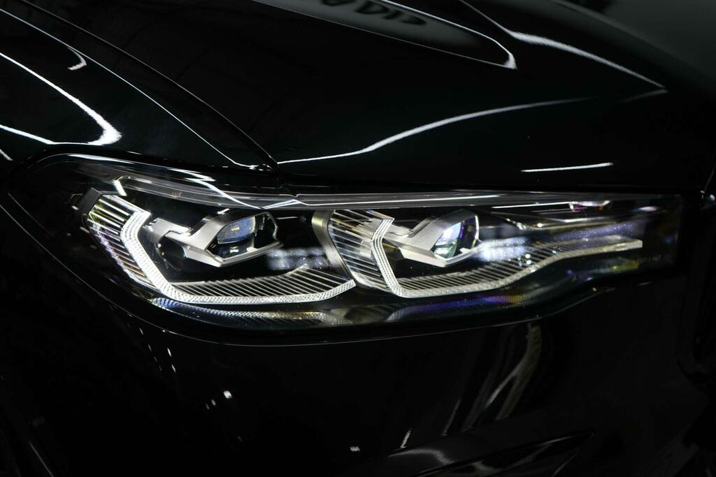 BMW X7 Xdrive40d Mht M Sport Step Black #52