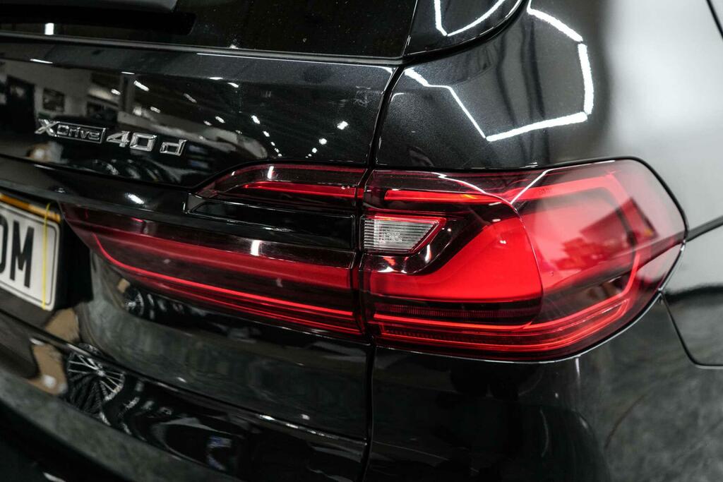 BMW X7 Xdrive40d Mht M Sport Step Black #10