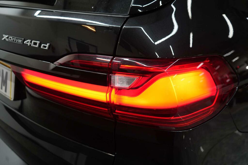 BMW X7 Xdrive40d Mht M Sport Step Black #53