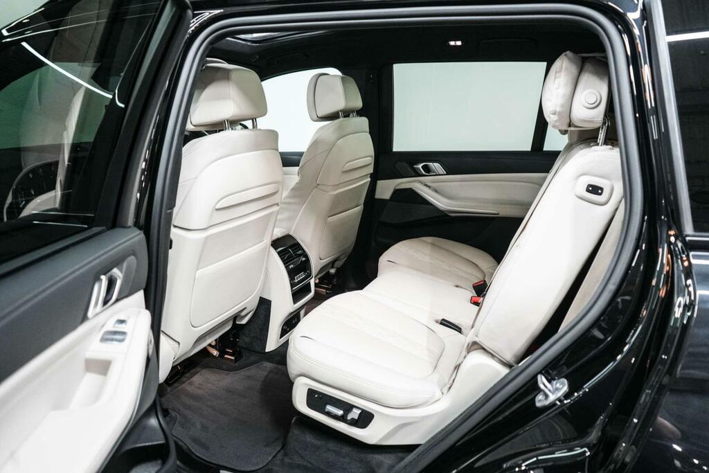 BMW X7 Xdrive40d Mht M Sport Step Black #17
