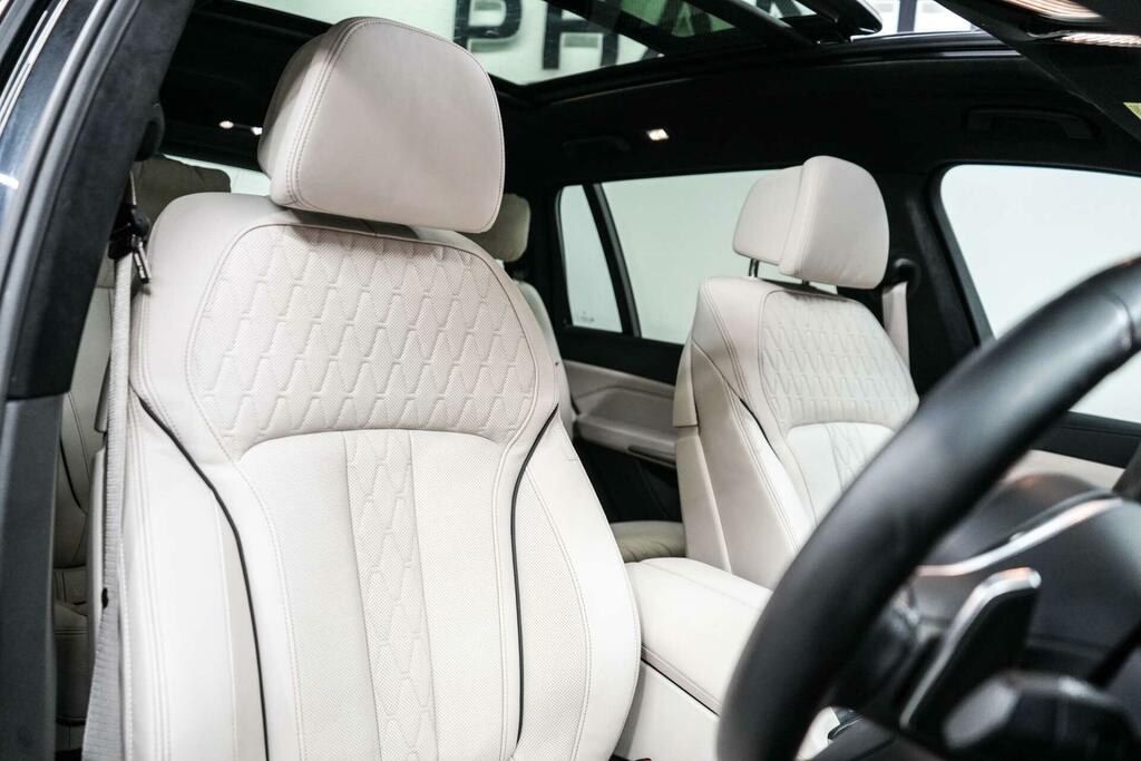 BMW X7 Xdrive40d Mht M Sport Step Black #14