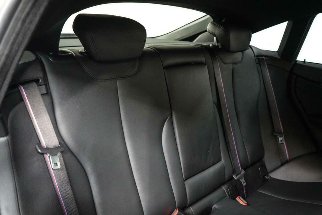 BMW 4 Series Gran Coupe M440i Xdrive Mht Step Black #22
