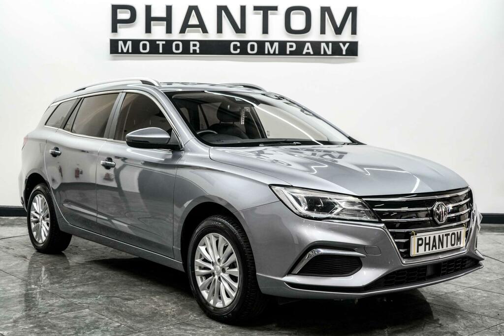 MG MG5 Exclusive Long Range Silver