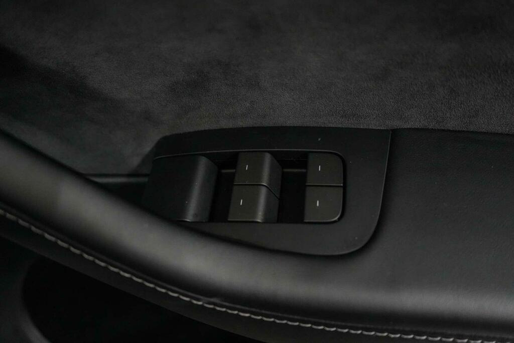 Tesla Model Y Suv Rwd 346 Ps White #23