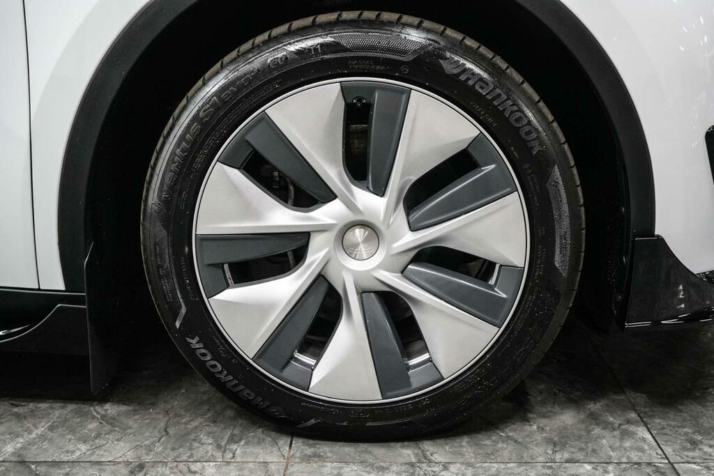 Tesla Model Y Suv Rwd 346 Ps White #7