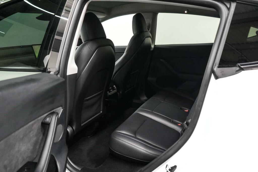 Tesla Model Y Suv Rwd 346 Ps White #19