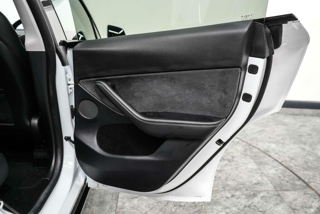 Tesla Model Y Suv Rwd 346 Ps White #20