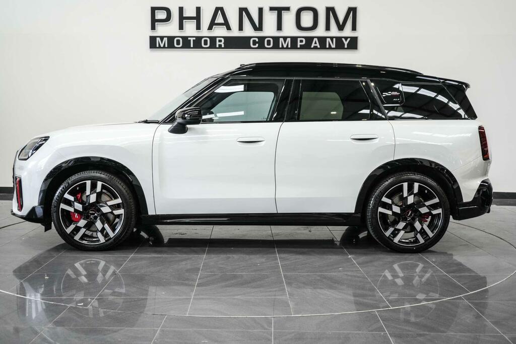 Mini Countryman John Cooper Works White #3
