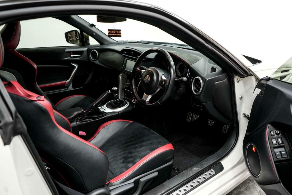 Toyota GT86 Coupe #14