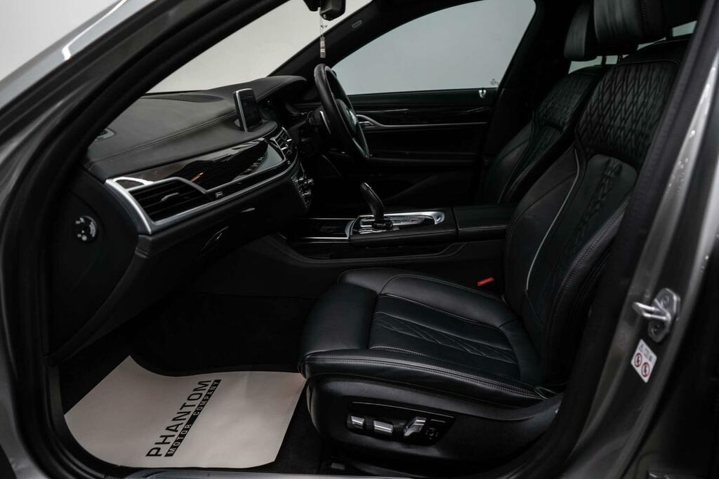 BMW 7 Series 740D Xdrive M Sport Blue #25