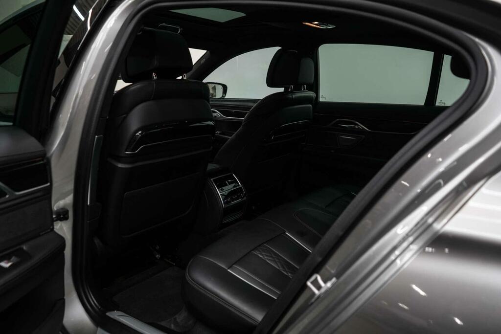 BMW 7 Series 740D Xdrive M Sport Blue #29