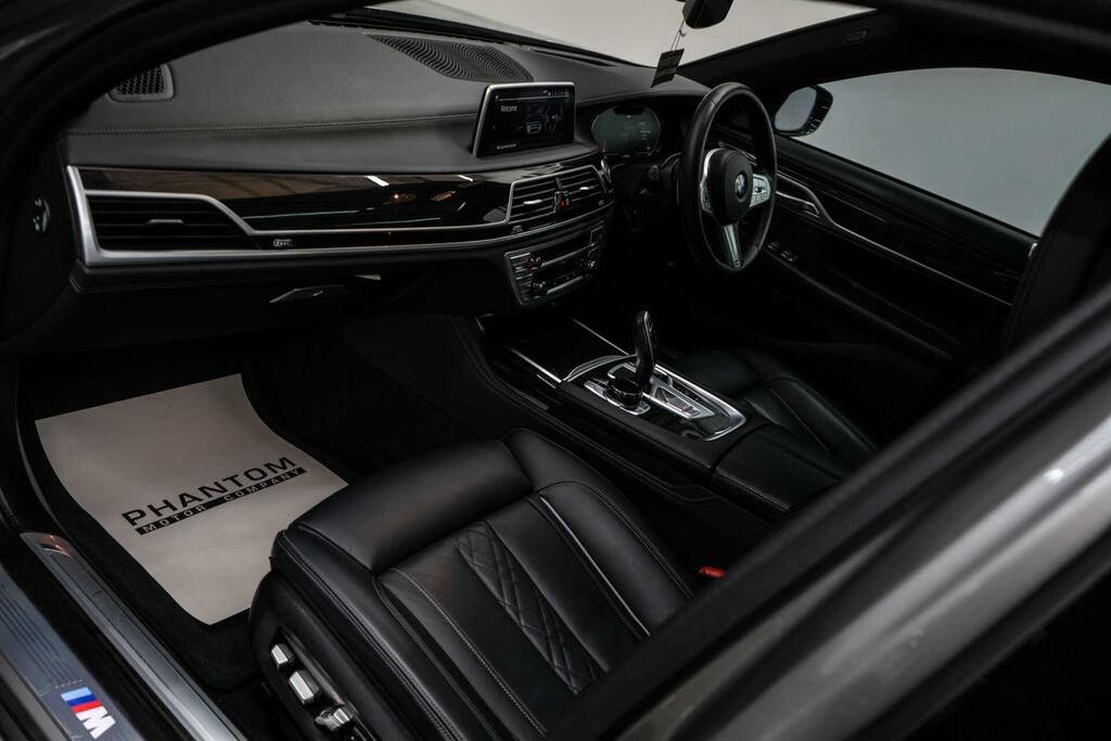 BMW 7 Series 740D Xdrive M Sport Blue #26