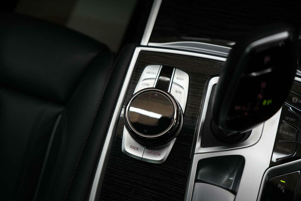 BMW 7 Series 740D Xdrive M Sport Blue #43