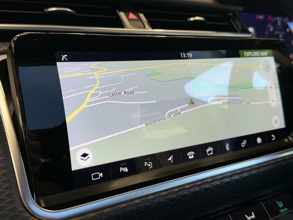 Land Rover Range Rover Velar 3.0 D300 Hse Suv 4Wd Euro 6 S S Silver #39