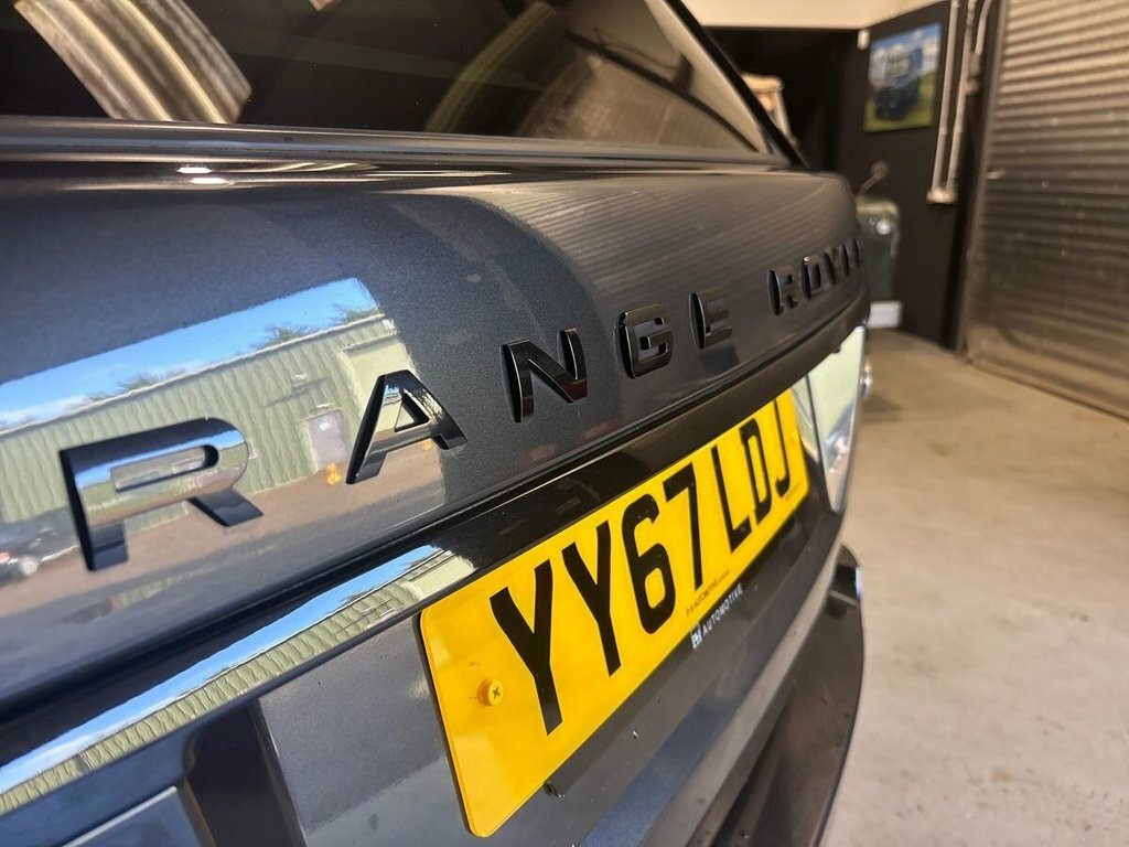 Land Rover Range Rover Core Black #34