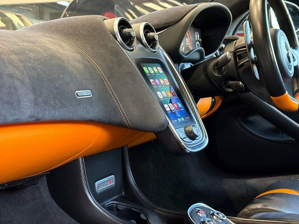 McLaren 570S Coupe Grey #35