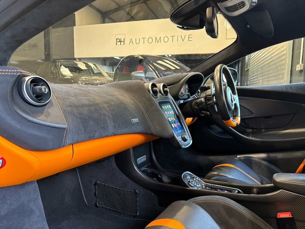 McLaren 570S Coupe Grey #33